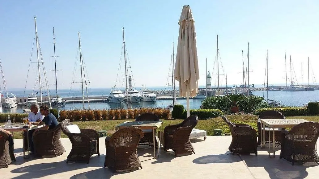 Blue Hill Apartment Didim